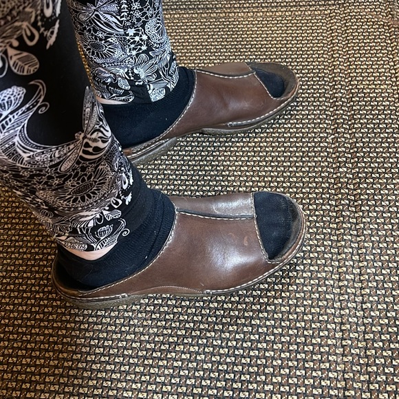 Merrill sandals. Well broke in. Size 7. Brown - Picture 10 of 16